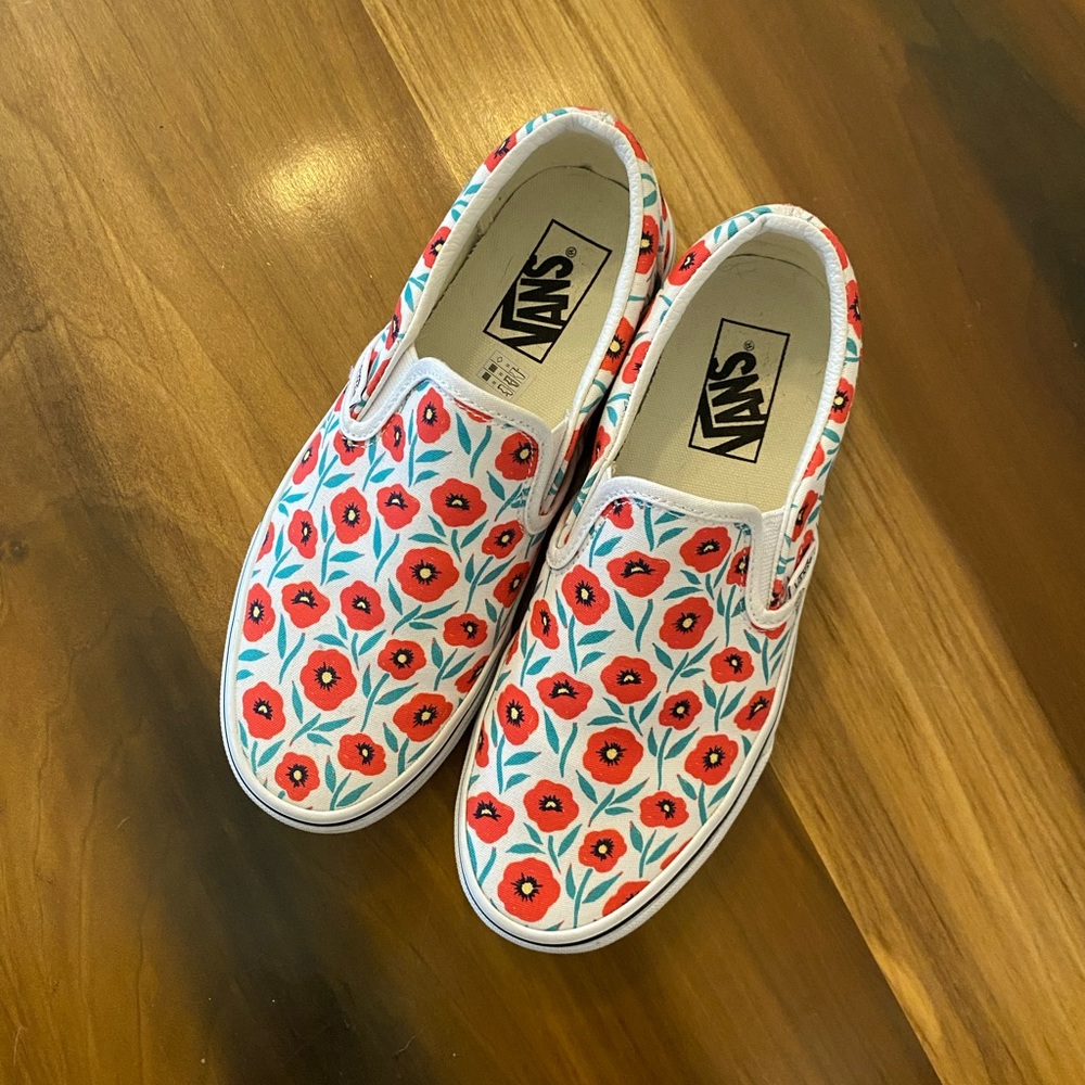 Floral Vans slip on shoes Women’s size 7